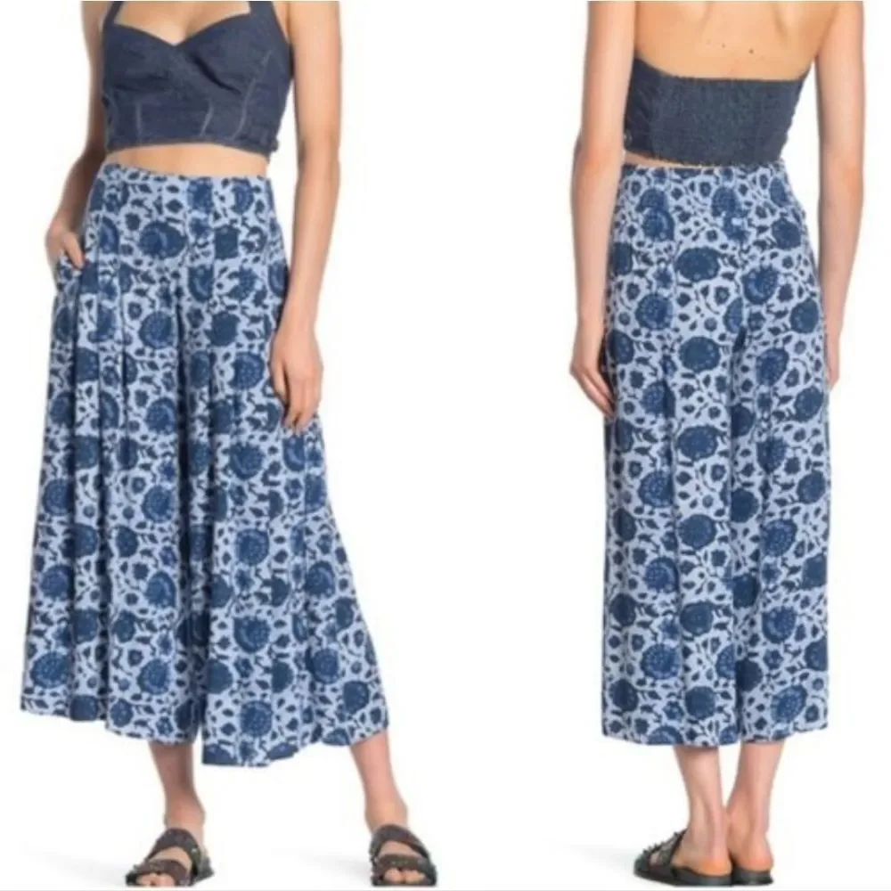 🌻HOST PICK🌻Free People Lady Lady Wide Leg Cropped Pants.Beachy. Palazzo. Boho.